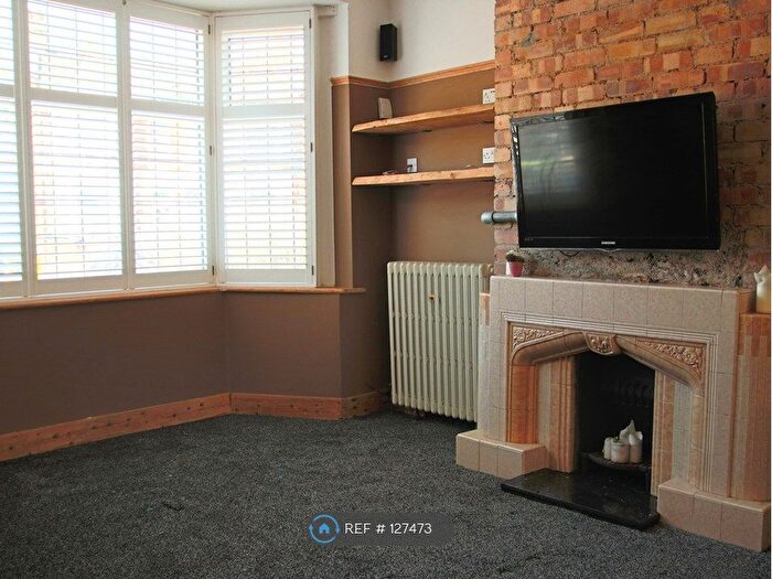 3 Bedroom Terraced House To Rent In Boundary Road, London, N22