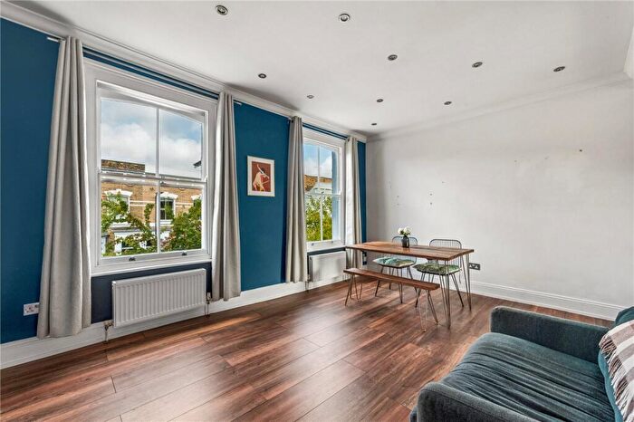 2 Bedroom Terraced House For Sale In Leswin Road, London, N16