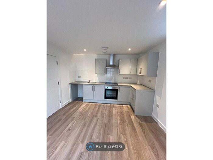 1 Bedroom Flat To Rent In Lagland St, Poole, BH15