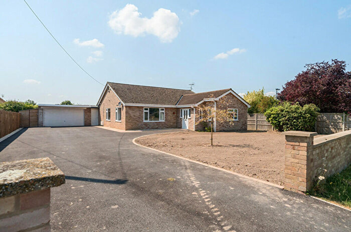 3 Bedroom Detached Bungalow For Sale In Isleham, Ely, Cambridgeshire, CB7