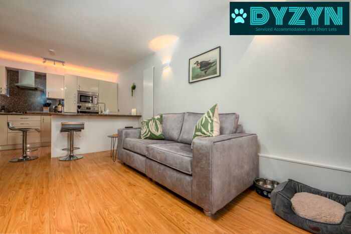 2 Bedroom Flat To Rent In Upper Kincraig Street, Cardiff, CF24