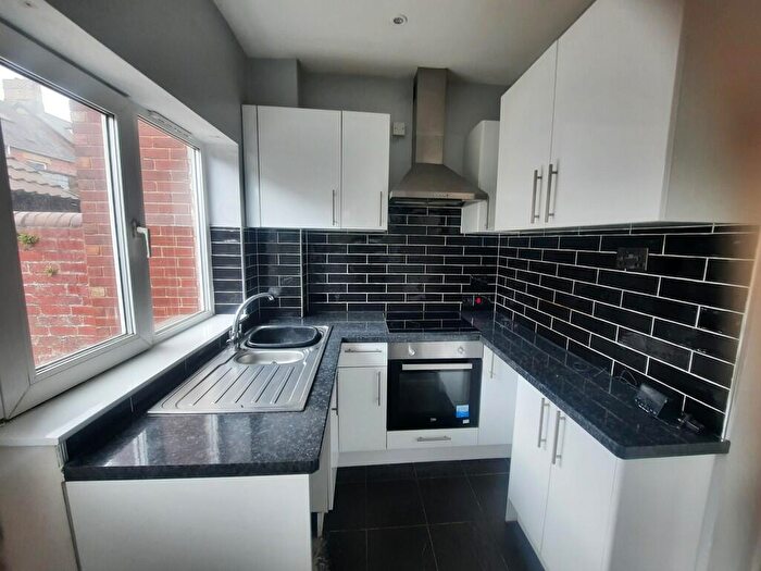 3 Bedroom Terraced House To Rent In Allott Street, Hoyland, S74