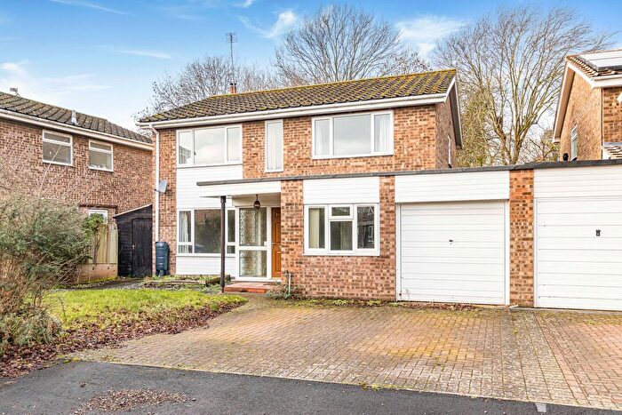 4 Bedroom Detached House For Sale In Moss Drive, Haslingfield, CB23