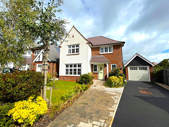 4 Bedroom Detached House For Sale In Discovery Drive, Higher Bartle, PR4
