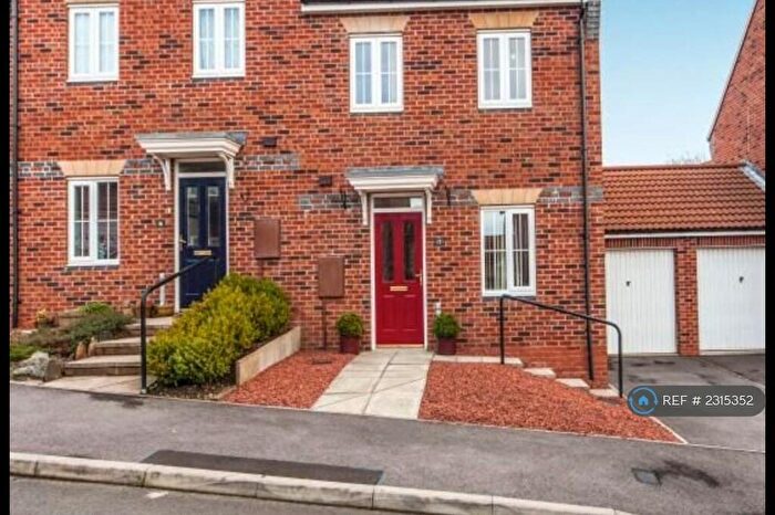 3 Bedroom Semi-Detached House To Rent In Deepdale Drive, Consett, DH8