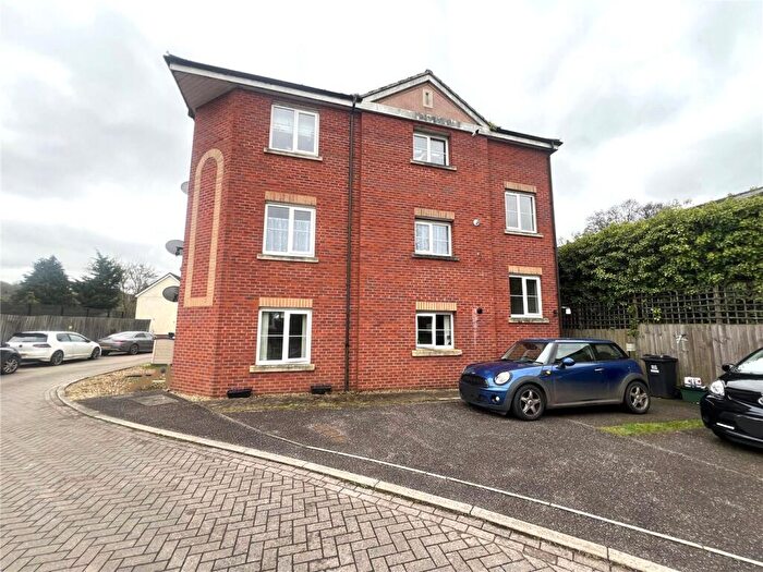 2 Bedroom Apartment For Sale In The Deanes, Tiverton, Devon, EX16