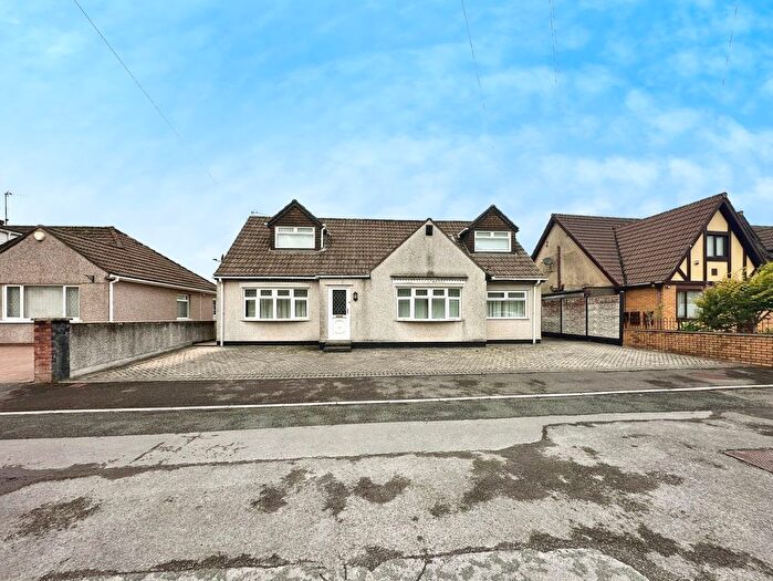 4 Bedroom Detached Bungalow For Sale In Hawthorn Drive, South Cornelly, CF33