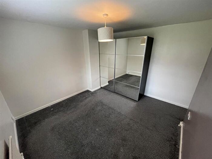 3 Bedroom Terraced House For Sale In Satley Gardens, Longbank, Gateshead, NE9
