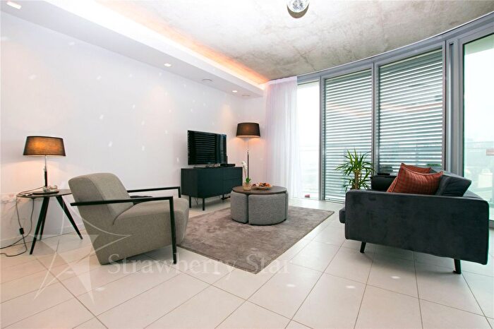 2 Bedroom Flat To Rent In Tidal Basin Road, London, E16