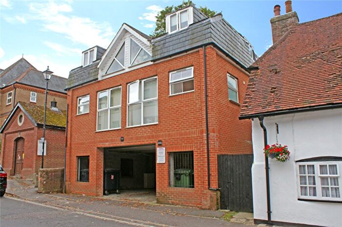 1 Bedroom Apartment To Rent In Turk Street, Alton, Hampshire, GU34