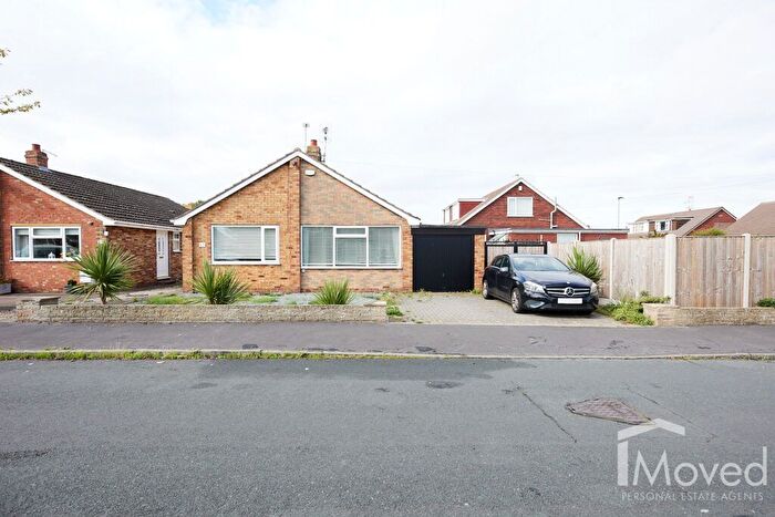 3 Bedroom Detached Bungalow For Sale In Broadacres, Carlton, DN14