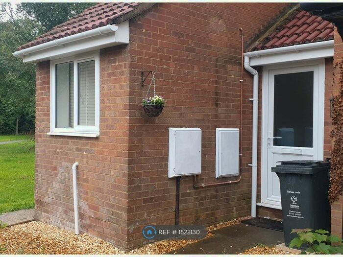 1 Bedroom End Of Terrace House To Rent In Berenger Close, Swindon, SN3