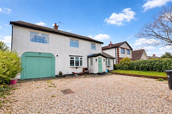 4 Bedroom Detached House For Sale In Rosslyn Avenue, Preesall, FY6