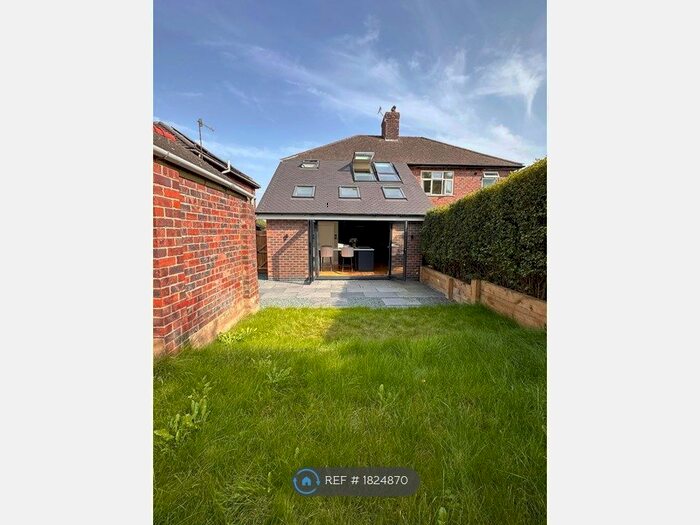 3 Bedroom Semi-Detached House To Rent In Mayfield Avenue, Newcastle Under Lyme, ST5