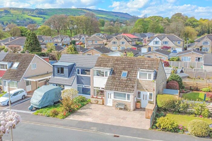 4 Bedroom Semi Detached House For Sale In Meadow Lea, Sutton-in-Craven, BD20