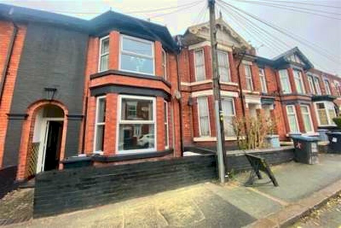 1 Bedroom Flat To Rent In Samuel Street, Crewe, CW1