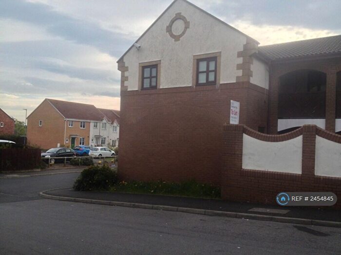 3 Bedroom Flat To Rent In Constance Street, Consett, County Durham, DH8