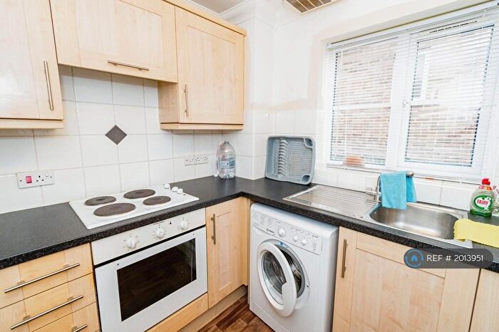 1 Bedroom Flat To Rent In St. Denys Road, Southampton, SO17