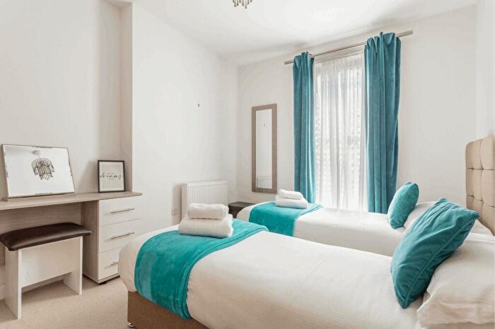 1 Bedroom Serviced Apartments To Rent In Huntingdon Road, Redhill, Surrey, RH1