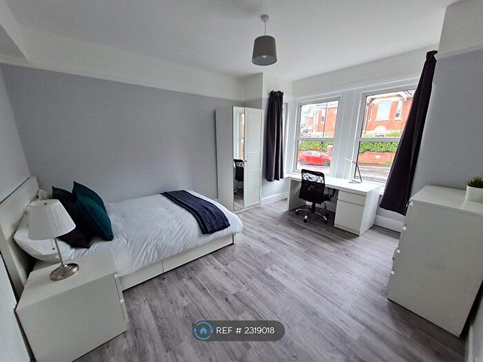 6 Bedroom Semi-Detached House To Rent In Wilton Avenue, Southampton, SO15