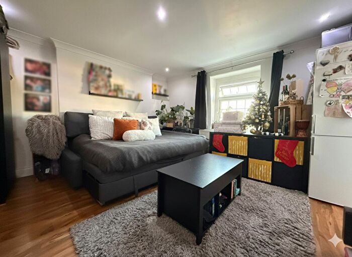 1 Bedroom Studio To Rent In Rucklidge Avenue, London, NW10