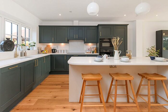 4 Bedroom Detached House For Sale In Goodnestone, Canterbury, Kent, CT3