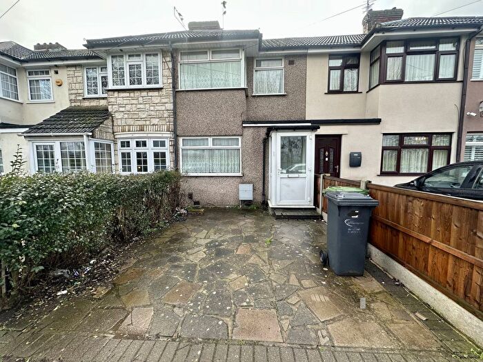3 Bedroom Terraced House To Rent In Oval Road North, Dagenham, RM10