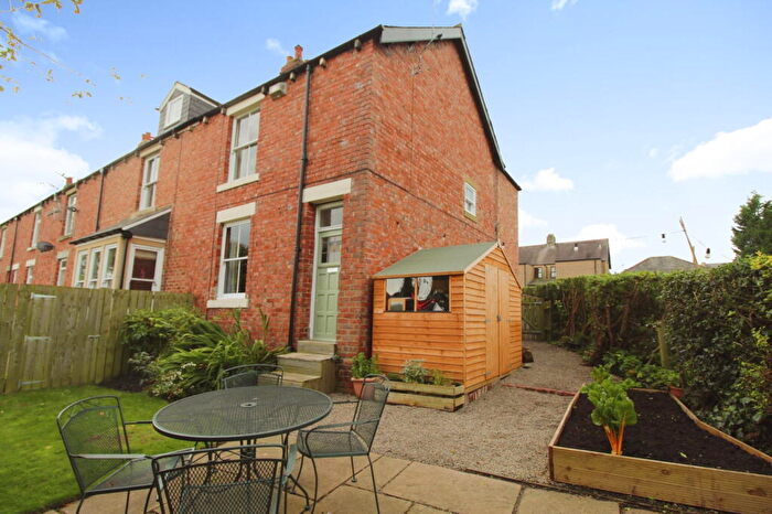 4 Bedroom End Of Terrace House For Sale In Dene Terrace East, Wylam, NE41