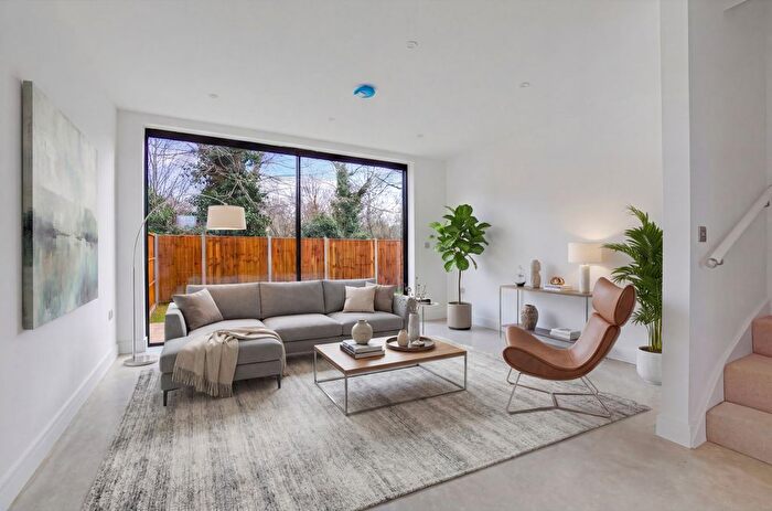 4 Bedroom Terraced House To Rent In Thomas Mews, London, SE25