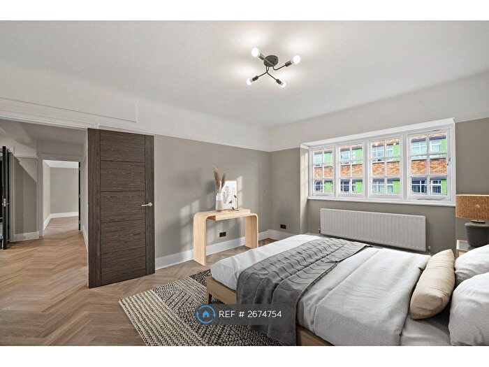 2 Bedroom Flat To Rent In Richmond Chambers, Bournemouth, BH2