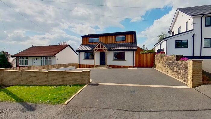 4 Bedroom Detached House For Sale In Haugh Avenue, Simonstone, Burnley, BB12