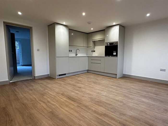 1 Bedroom Flat To Rent In Soundwell Road, Bristol, BS16