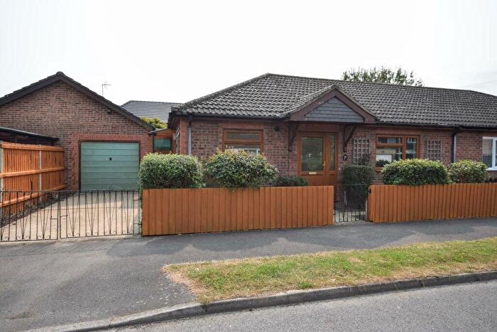 2 Bedroom Semi-Detached Bungalow For Sale In Vampire Road, Manby, LN11