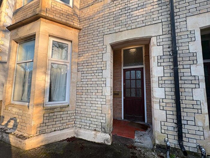 2 Bedroom Flat To Rent In Richmond Road, Cardiff, CF24