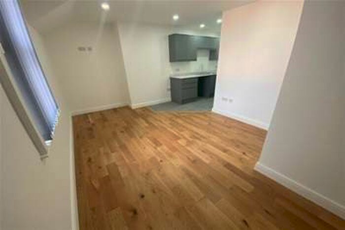 1 Bedroom Flat To Rent In Hargreaves Road, L17 8xx***available With Zero Deposit***