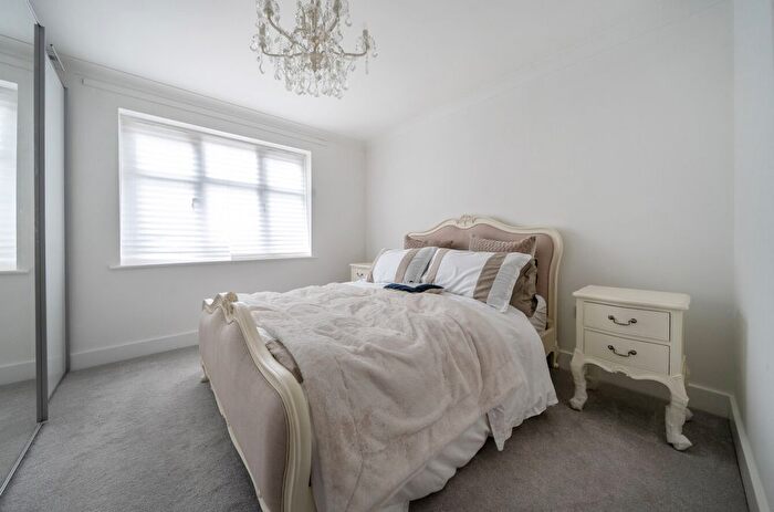 1 Bedroom Flat For Sale In Denbridge Road, Bromley, BR1