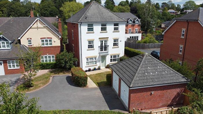 5 Bedroom Detached House For Sale In William Close, Duffield, Belper, Derbyshire, DE56