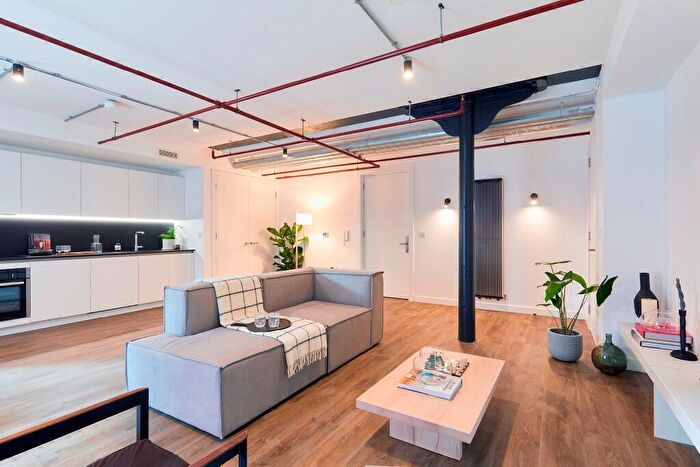 1 Bedroom Apartment To Rent In Kampus Minshull House, Little David Street, Manchester, Greater Manchester, M1