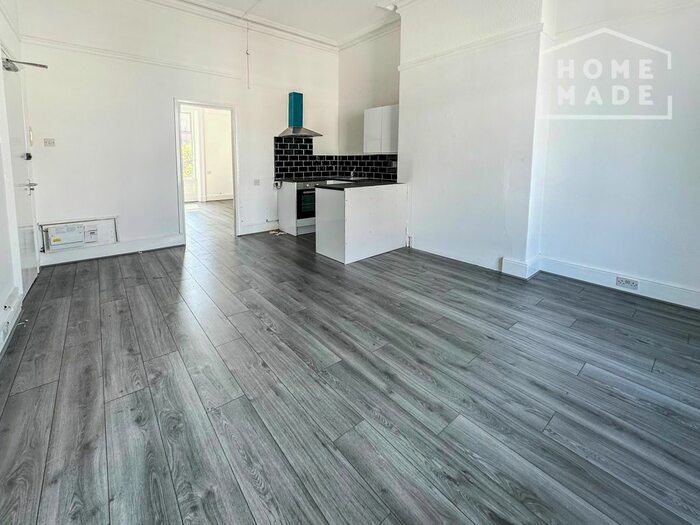 1 Bedroom Flat To Rent In Bath Street, Southport, PR9