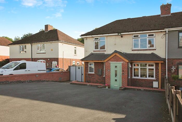 4 Bedroom Semi-Detached House For Sale In Park Road, Baddesley Ensor, Atherstone, Warwickshire, CV9