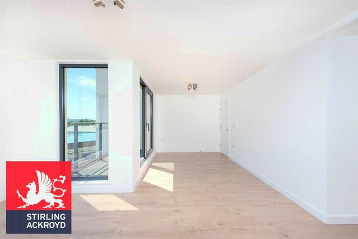 1 Bedroom Flat To Rent In Chancellor House, Rotherhithe New Road, London, SE16