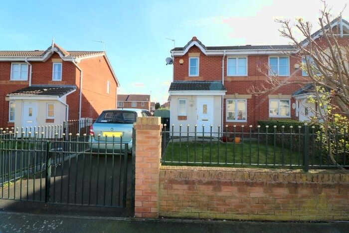 3 Bedroom Semi-Detached House To Rent In Lansdowne Road, Prenton CH43