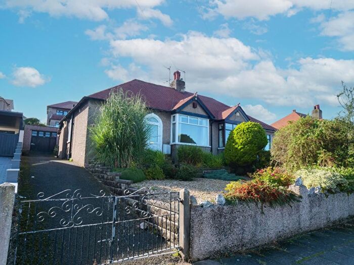 3 Bedroom Semi-detached Bungalow For Sale In Lister Grove, Heysham, LA3
