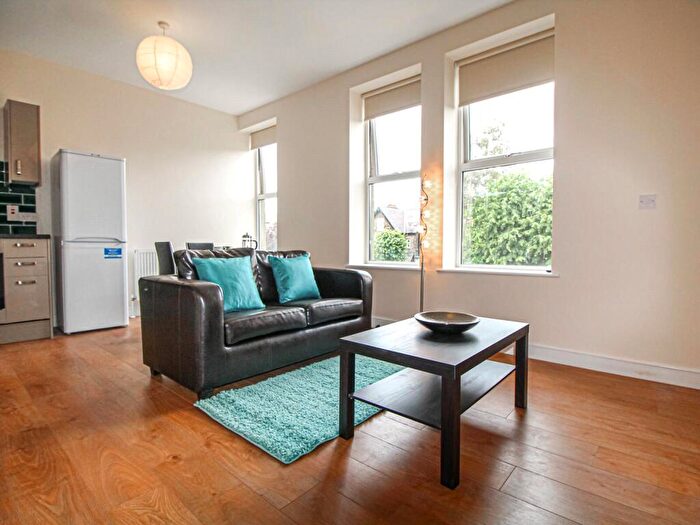 1 Bedroom Apartment To Rent In Apt, Pavilion House #, HG1