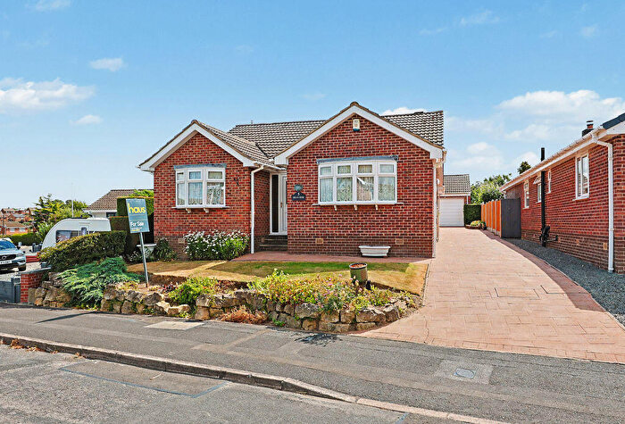 3 Bedroom Detached Bungalow For Sale In Carnoustie Avenue, Walton, Chesterfield, S40