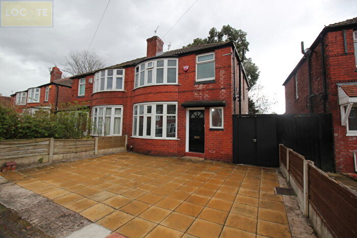 3 Bedroom Semi Detached House To Rent In Heathside Road Withington, M20