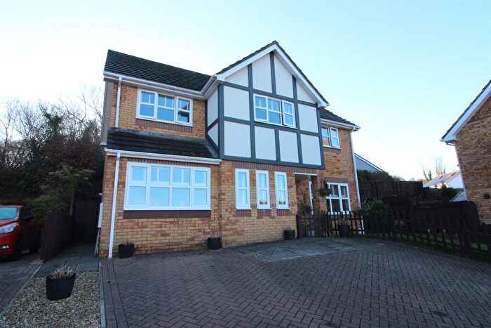 4 Bedroom Detached House For Sale In Glenview Rise, Newbridge, Newport, NP11