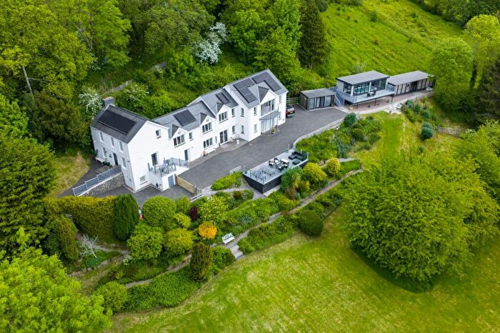 4 Bedroom Detached House For Sale In Llanarth, SA47