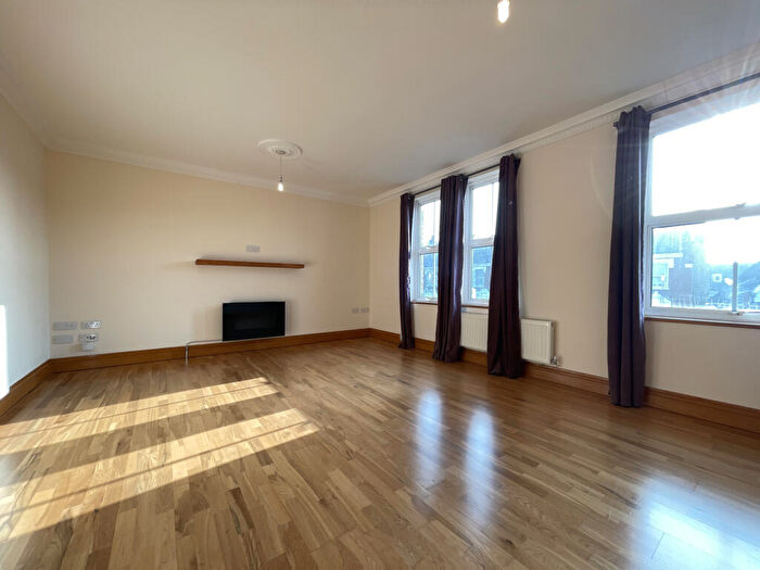 2 Bedroom Flat To Rent In , Landells Road, London, SE22