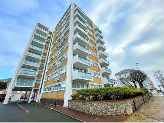 2 Bedroom Apartment To Rent In Hartington Place, BN21